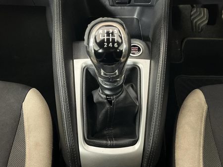 2021-Nissan-Micra-10T-Acenta-Plus-84kW_10