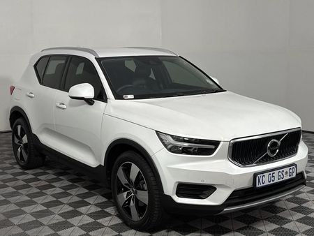 2021-Volvo-XC40-T3-Momentum-Auto_14