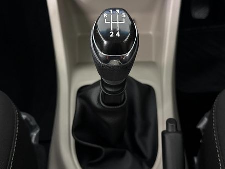 2026-Renault-Triber-10-Techno_10