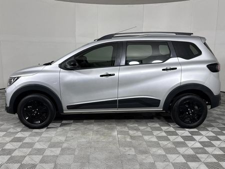 2026-Renault-Triber-10-Techno_19