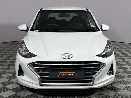 2022-Hyundai-Grand-i10-10-Fluid_15