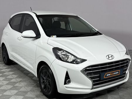 2022-Hyundai-Grand-i10-10-Fluid_16