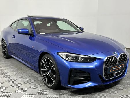 2021-BMW-4-Series-420i-Coupe-M-Sport_12