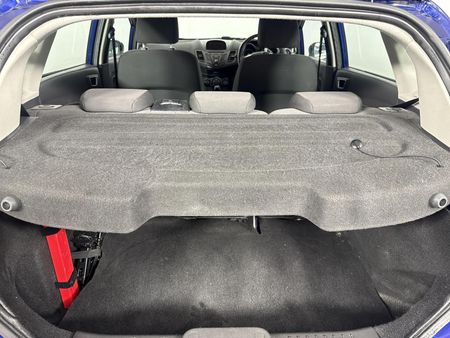 2017-Ford-Fiesta-10-EcoBoost-Trend-5-dr_13