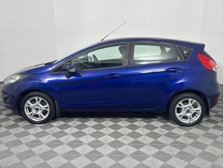 2017-Ford-Fiesta-10-EcoBoost-Trend-5-dr_18