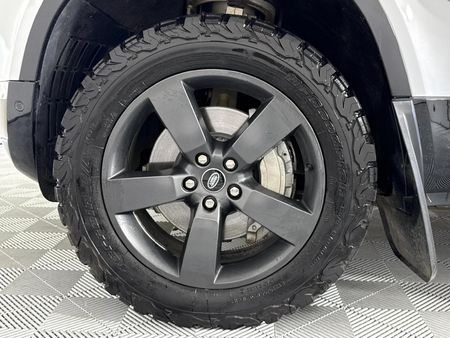 2023-Land-Rover-Defender-110-D300-HSE-X-Dynamic_4