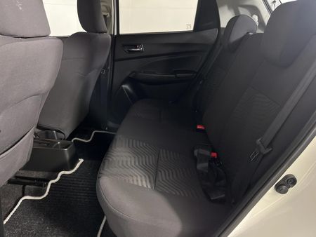 2023-Suzuki-Swift-12-GLX-Auto_3