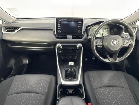 2019-Toyota-RAV4-20-GX_1