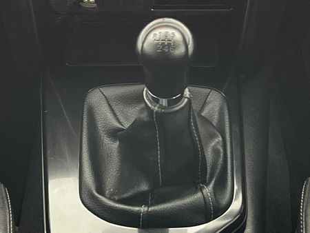 2022-Toyota-Fortuner-24-GD-6-Raised-Body_10