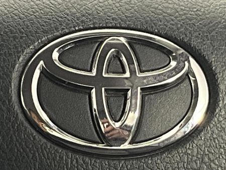 2022-Toyota-Fortuner-24-GD-6-Raised-Body_11