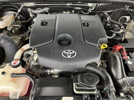 2022-Toyota-Fortuner-24-GD-6-Raised-Body_13
