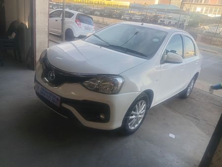 2020-Toyota-Etios-15-XS-Petrol-manual_1