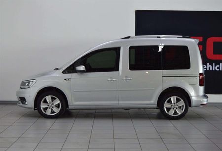 2021-Volkswagen-Caddy-10-TSI-Trendline_1