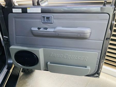 2019-Toyota-Land-Cruiser-79-40-Single-Cab_13
