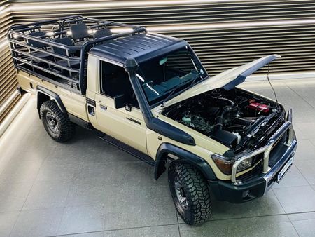 2019-Toyota-Land-Cruiser-79-40-Single-Cab_3