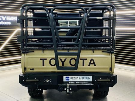 2019-Toyota-Land-Cruiser-79-40-Single-Cab_8