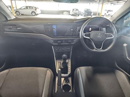 2026-Volkswagen-Polo-10-TSI-Life_9