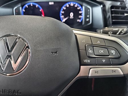 2026-Volkswagen-Polo-10-TSI-Life_17