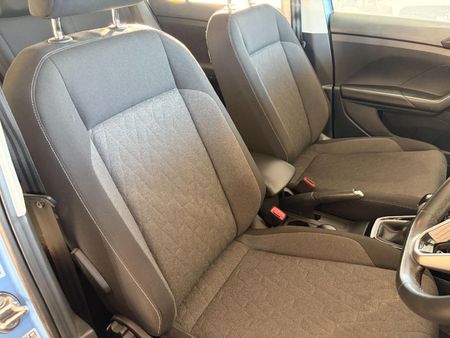 2025-Volkswagen-T-Cross-10-TSI-Life-Auto_13