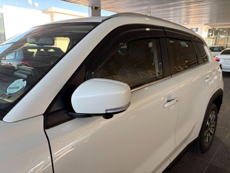 2023-Suzuki-Grand-Vitara-15-GLX-Hybrid-Allgrip-Auto_7