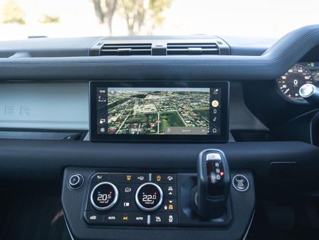 2020-Land-Rover-Defender-110-D240-First-Edition-177kW_14