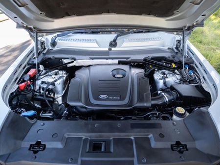2020-Land-Rover-Defender-110-D240-First-Edition-177kW_8