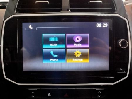 2026-Renault-Kwid-10-Techno_10