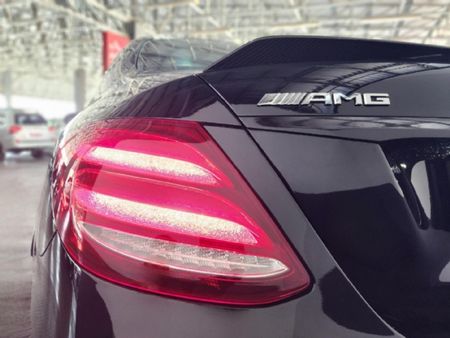 2019-Mercedes-AMG-E-Class-E63-S-AMG-4Matic_15