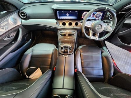 2019-Mercedes-AMG-E-Class-E63-S-AMG-4Matic_17