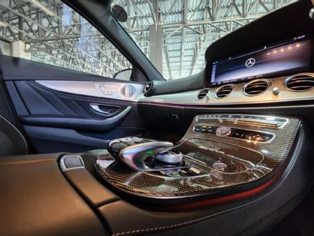 2019-Mercedes-AMG-E-Class-E63-S-AMG-4Matic_18