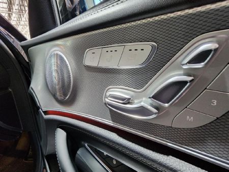 2019-Mercedes-AMG-E-Class-E63-S-AMG-4Matic_24