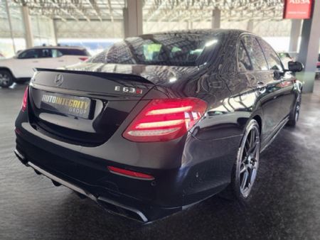 2019-Mercedes-AMG-E-Class-E63-S-AMG-4Matic_4