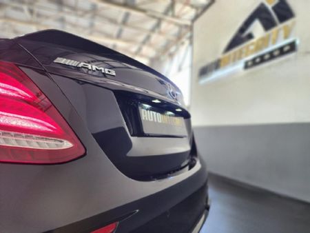 2019-Mercedes-AMG-E-Class-E63-S-AMG-4Matic_7
