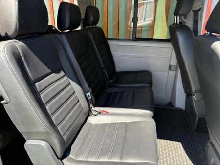2018-Volkswagen-Kombi-20-TDI-Auto-LWB-103kW-Comfortline_9