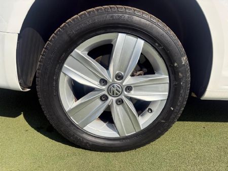 2018-Volkswagen-Caddy-Maxi-CrewBus-20-TDI_16