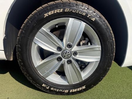 2018-Volkswagen-Caddy-Maxi-CrewBus-20-TDI_17