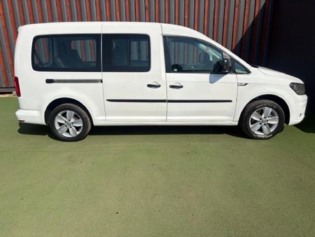 2018-Volkswagen-Caddy-Maxi-CrewBus-20-TDI_7