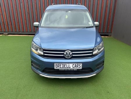 2019-Volkswagen-Caddy-Alltrack-20-TDI_1