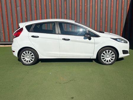 2017-Ford-Fiesta-14-Ambiente-5-dr_7