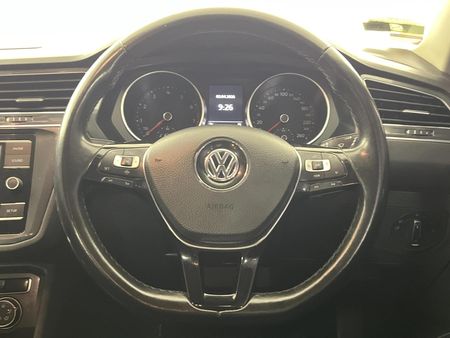 2019-Volkswagen-Tiguan-Allspace-14-TSI-Trendline-Auto-110kW_11