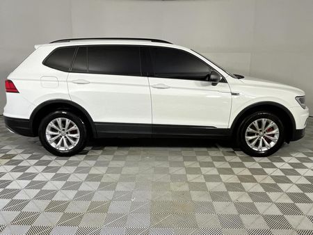 2019-Volkswagen-Tiguan-Allspace-14-TSI-Trendline-Auto-110kW_16