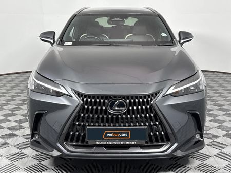 2023-Lexus-NX-250-EX_16