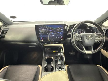 2023-Lexus-NX-250-EX_1