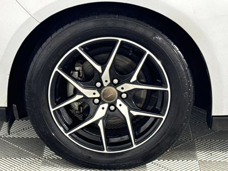 2017-Ford-Focus-16-TDCi-Ambiente-5-dr_4