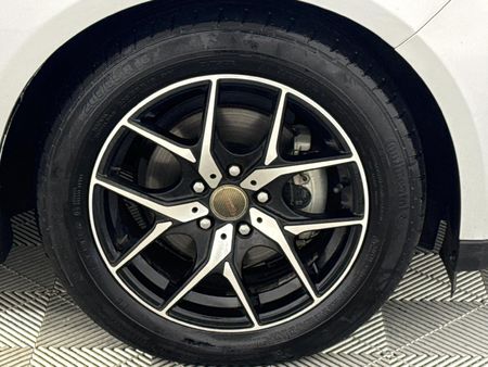 2017-Ford-Focus-16-TDCi-Ambiente-5-dr_5