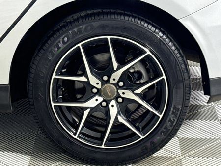 2017-Ford-Focus-16-TDCi-Ambiente-5-dr_6