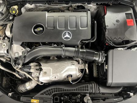 2021-Mercedes-Benz-A-Class-A-250-Sport-Sedan_11