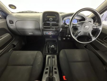 2019-Nissan-NP300-24i-Hi-Rider-Double-Cab_1