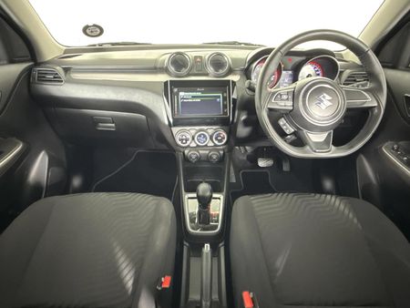 2022-Suzuki-Swift-12-GLX-Auto_1