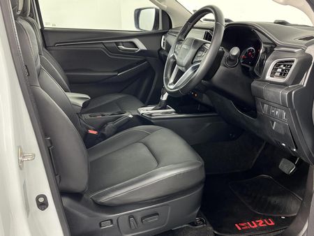 2024-Isuzu-D-Max-30-DDI-LSE-Auto-Extended-Cab_8